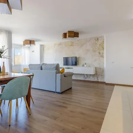 Living4malaga Theatre Square Terrace Appartement *